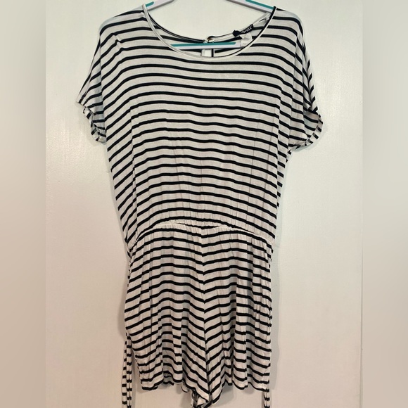 HEIMISH USA Pants - Heimish USA Striped Round Neck Short Sleeve Romper - Size Large